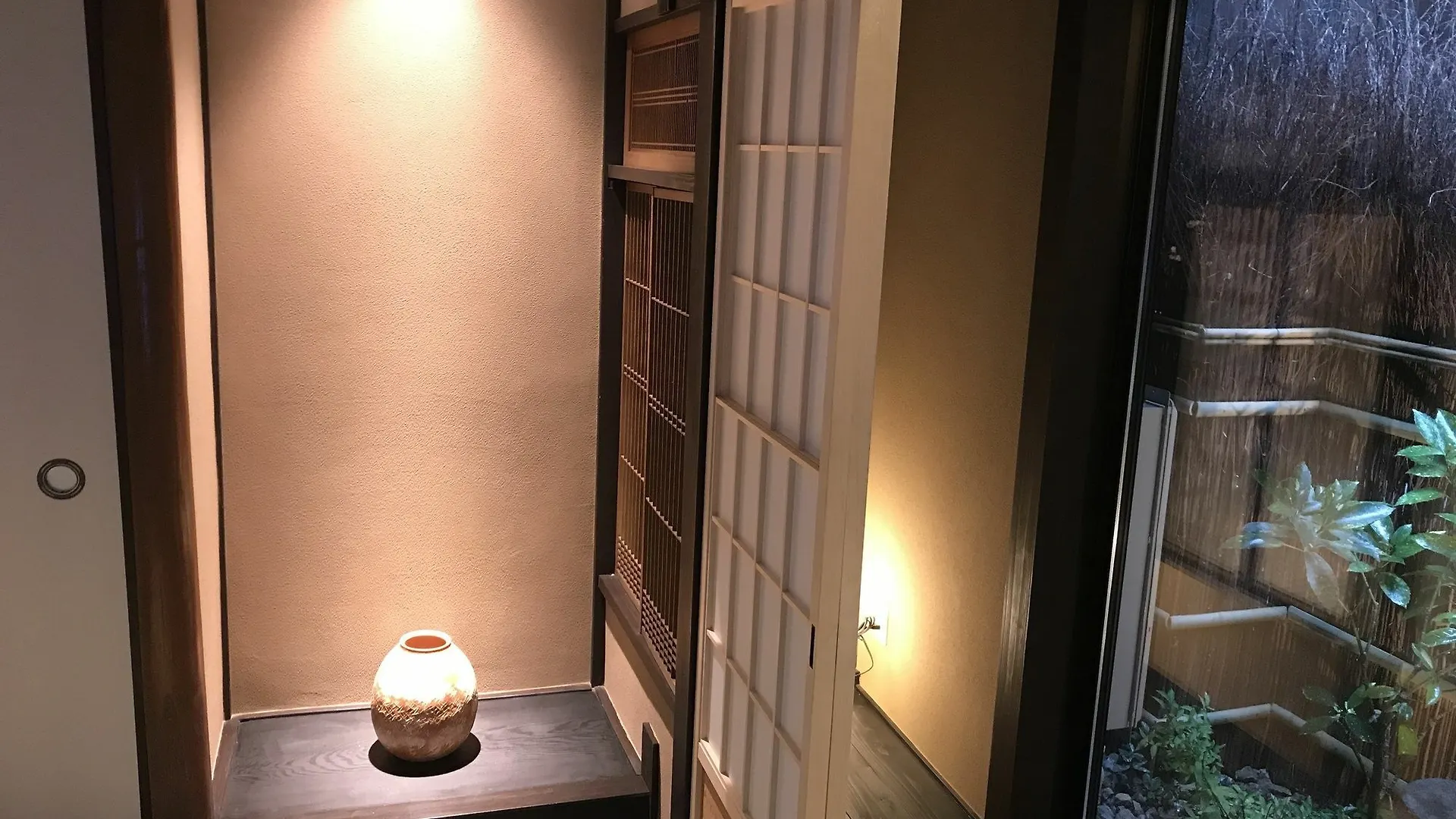 Reikaku Kiyomizu Gojo Villa Kyoto Japan